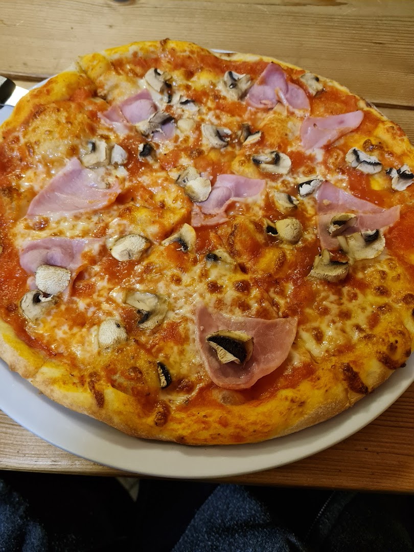 Restaurant Atmosphere