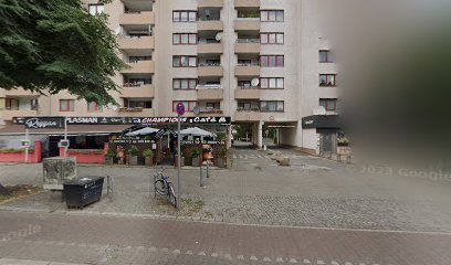 M Lounge Straßenansicht